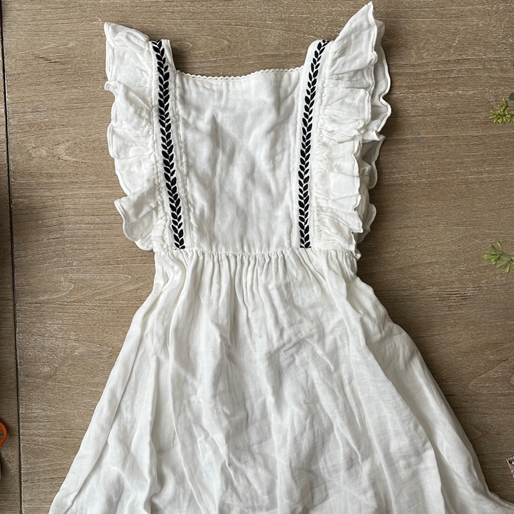 Spanish brand Buho - Such a pretty dress with lots of gorgeous details